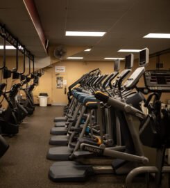 World Gym Setauket