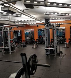 Crunch Fitness – 59th Street