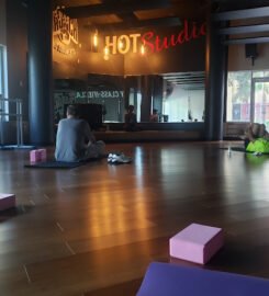 Crunch Group Fitness Studio