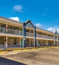 MainStay Suites