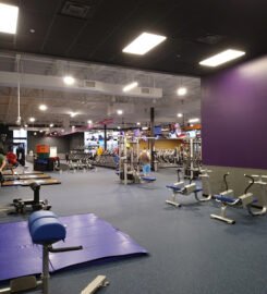 Crunch Fitness – Canton