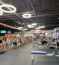 Crunch Fitness – St. Pete Northeast