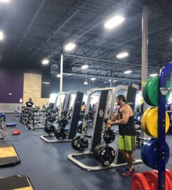 Crunch Fitness – Lake Nonaâ„¢