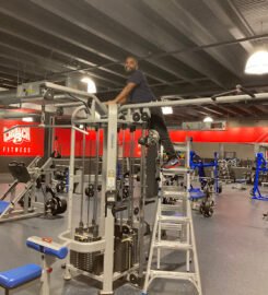 Crunch Fitness – Roosevelt