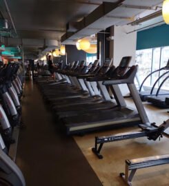 Crunch Fitness – 34th Street
