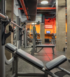 Crunch Fitness – 66th Street