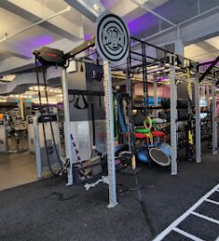 Crunch Fitness – 38th Street
