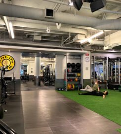 Gold’s Gym